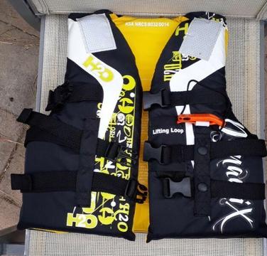 Youth Life Jacket / PFD 30-40kg size