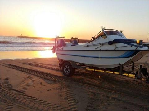 15,6 Yield cat with two 2015 yamaha 3 cylinder trim tilts