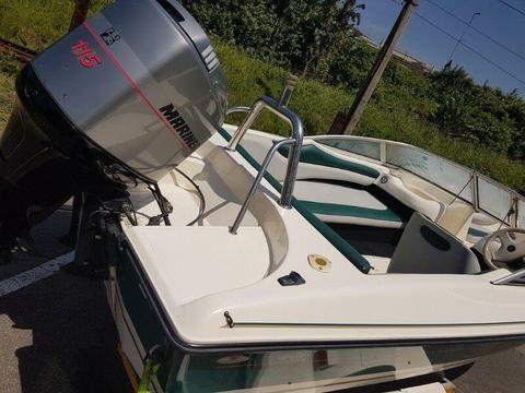 Lovely 100% refurbished Legacy bowrider with an immaculate Mariner 115 Trim Tilt