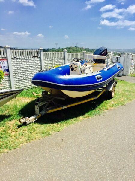 Bargain!!! Rubberduck with brand new thermo bonded pontoons and yamaha 75hp trim and tilt motor