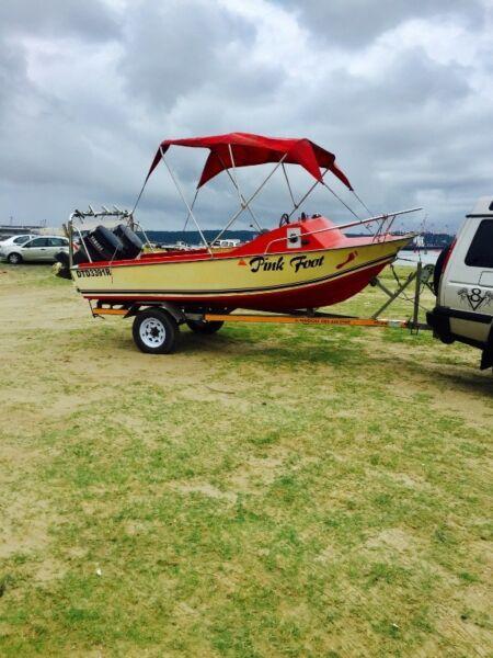 Bargain!!! Deepsea boat on galvanized breakneck trailer