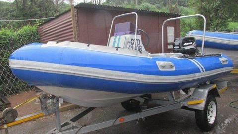 Pro Duck 4,2m on trailer