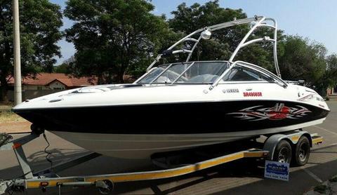 2006 Yamaha AR 230 with 2x 140hp MR1 High Output 4 Stroke Yamaha Motors. 