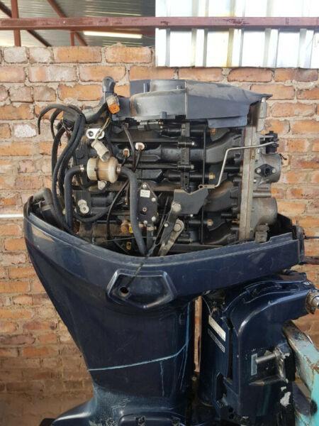 EVINRUDE 75HP STRIPPING FOR SPARES 