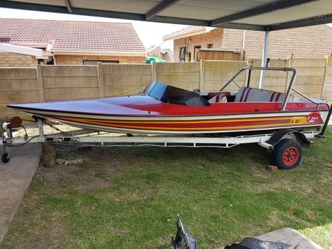 speed boat  