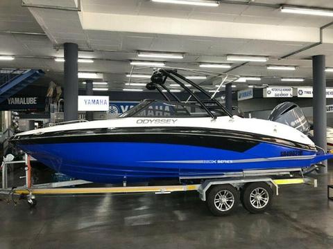 Demo Odyssey 650 with Monster Tower, Sound System and Yamaha 300 HP 4stroke outboard engine! 