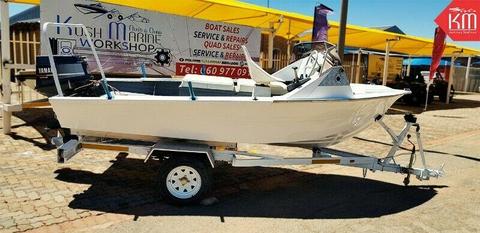 White Fishing Boat with Reliable Yamaha Engine 