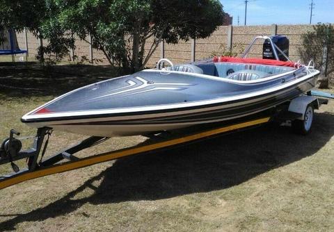 Raven Boat with 200HP V6 Mercury Motor 
