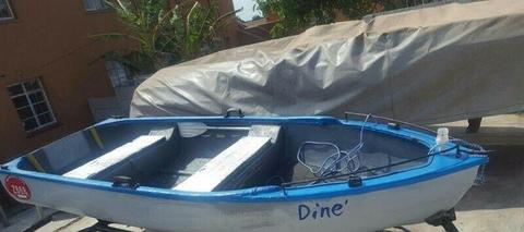 3 meter dingy in good condition 