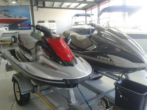 Yamaha FX and EX WaveRunners on Dubble Trailer 
