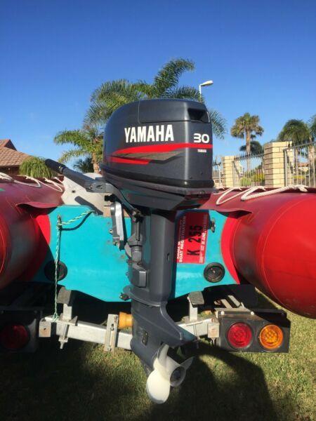 Zodiac Rubber Duck 4 m semi rigid boat with 30 HP Yamaha, Including Safety Equipment  