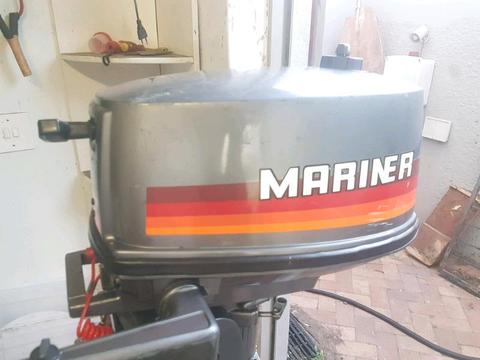 4hp mariner outboard engine. 
