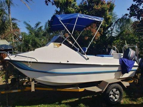 15,6 Yeld cat with two 2009 yamaha 3 cylinder trim tilts 