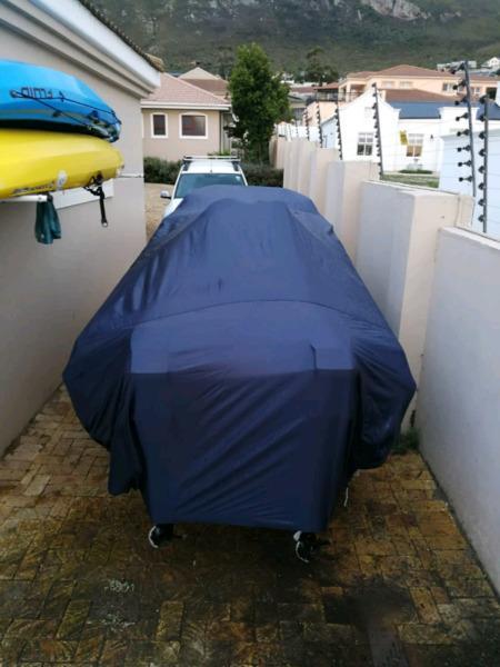 Universal Boat Covers 
