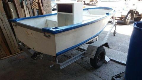 3.5 mtr snoekie boat incl trailer 