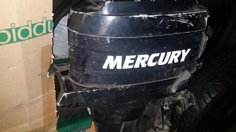 Mercury thunderbolt 30 vintage outboard in unknown condition but seems to be in good condition 