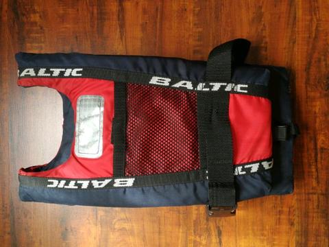 Kayak/canoe life jacket 