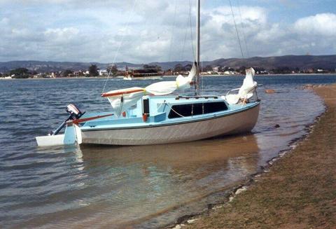 Hartley's Trailer Sailor 18ft 