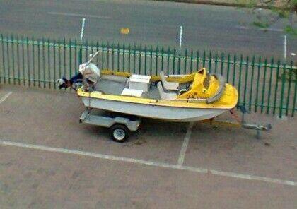 Fishing Boat with Trailer 