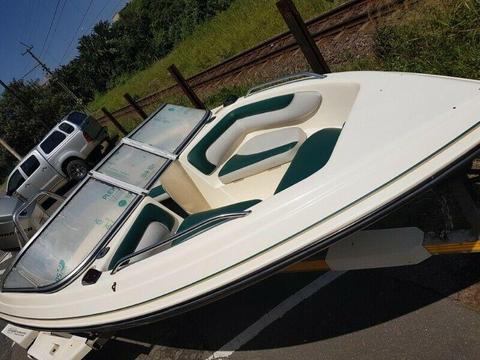 Lovely 100% refurbished Legacy bowrider with an immaculate Mariner 115 Trim Tilt 