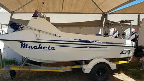 Cozi Cat 16ft 2 x 2011 Mariner 60 Big foots 