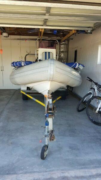 Stealth Duck 520 2 x Yamaha 40 trim and tilt 